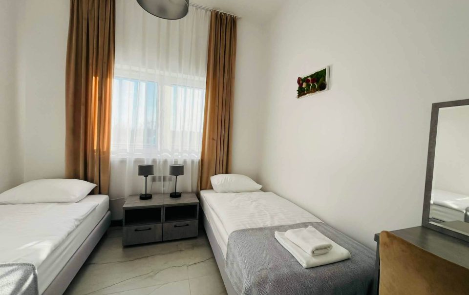 21728116-af8a-45bc-94f4-4742fe080fec